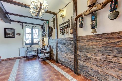 cazare Conacul Ambient poza